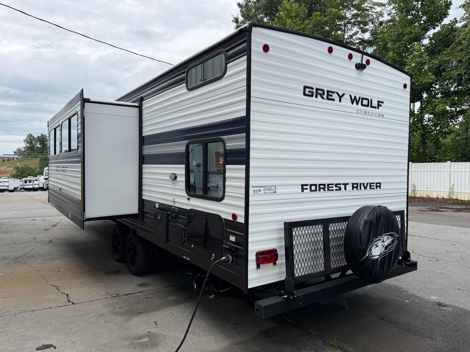 2027 Cherokee 2027 Cherokee Grey Wolf - thumbnail 4