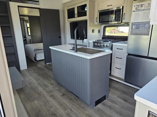 2025 Palomino 2025 Palomino Columbus - thumbnail 19