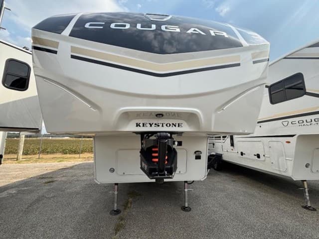 2026 Keystone RV 2026 Keystone RV Cougar Half Ton - thumbnail 3