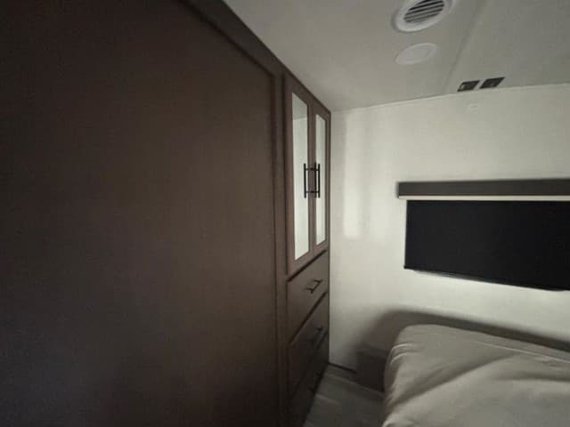 2026 Keystone RV 2026 Keystone RV Cougar Half Ton - thumbnail 18