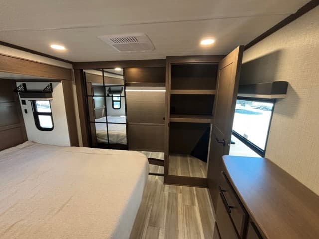 2026 Keystone RV 2026 Keystone RV Keystone Cougar - thumbnail 35