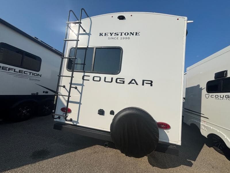 2026 Keystone 2026 Keystone Cougar Half Ton - thumbnail 5