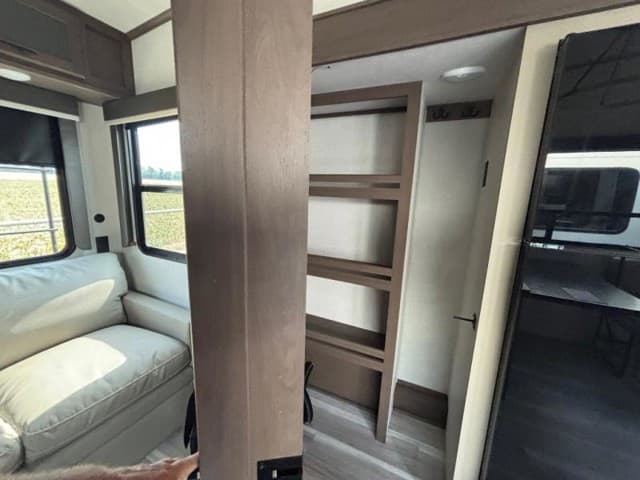 2026 Keystone RV 2026 Keystone RV Cougar Half Ton - thumbnail 9