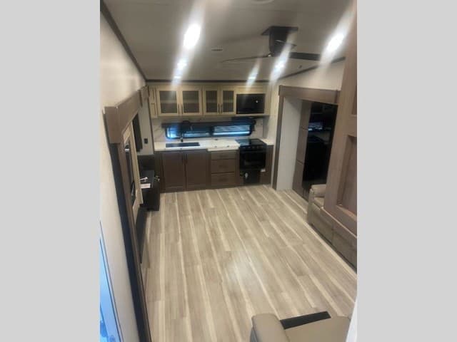 2026 Keystone RV 2026 Keystone RV Cougar Half Ton - thumbnail 7