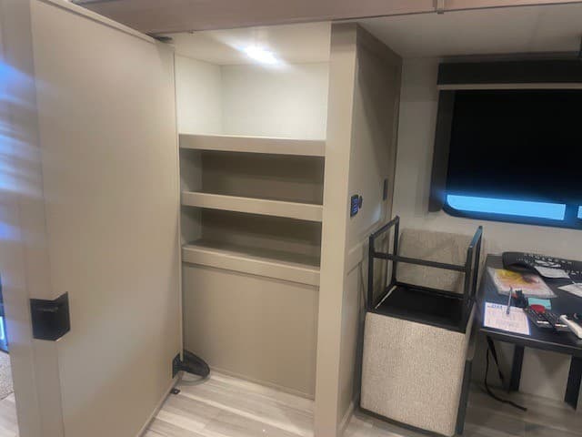 2026 Keystone RV 2026 Keystone RV Cougar Half Ton - thumbnail 12