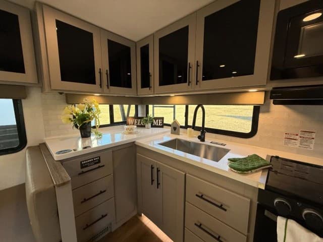 2026 Alliance RV 2026 Alliance RV Delta - thumbnail 8