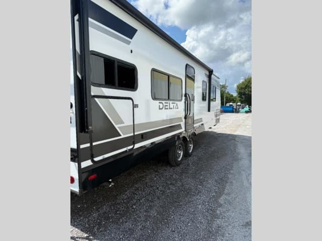 2026 Alliance RV 2026 Alliance RV Delta - thumbnail 7