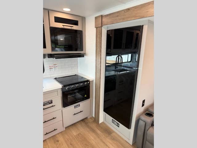 2026 Alliance RV 2026 Alliance RV Delta - thumbnail 35