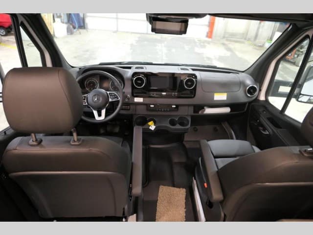 2024 East to West 2024 East to West Entrada - thumbnail 6