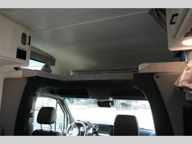 2024 East to West 2024 East to West Entrada - thumbnail 9