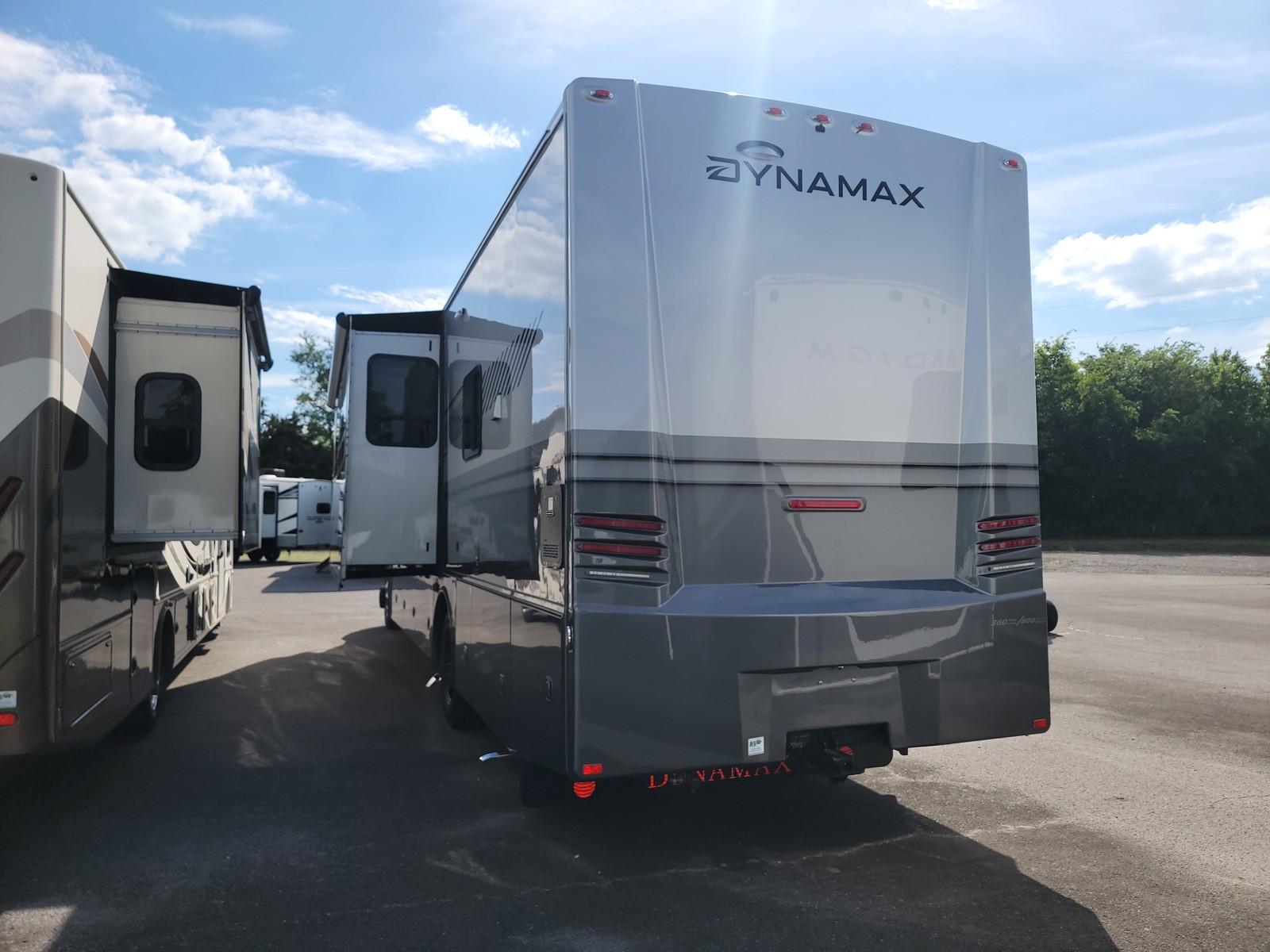 2027 Dynamax 2027 Dynamax Europa S - thumbnail 4