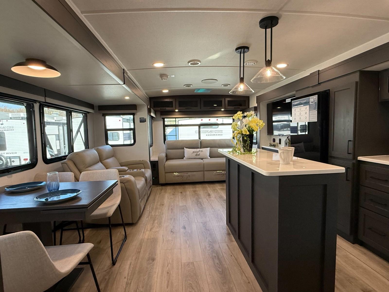 2026 Flagstaff 2026 Flagstaff Super Lite - thumbnail 5