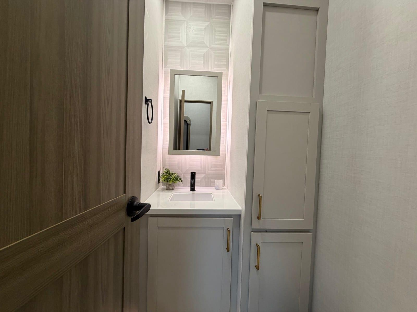 2027 Forest River 2027 Forest River Rockwood Flagstaff Classic - thumbnail 26