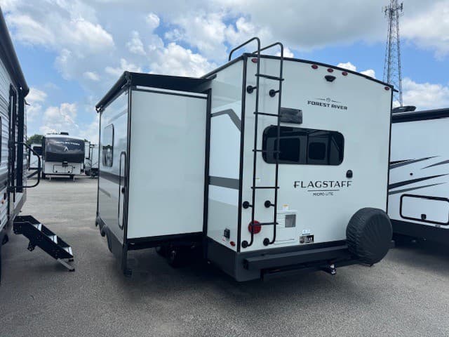 2026 Flagstaff 2026 Flagstaff Micro Lite - thumbnail 5