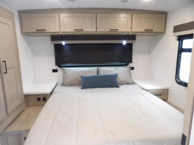 2026 Flagstaff 2026 Flagstaff Micro Lite - thumbnail 4