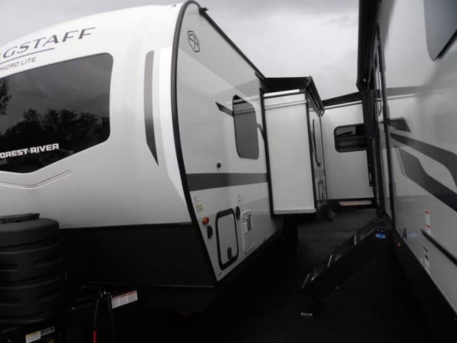 2026 Flagstaff 2026 Flagstaff Micro Lite - thumbnail 3