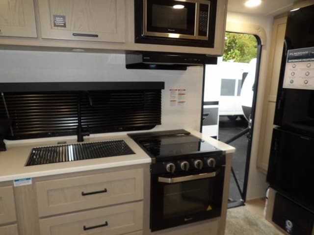 2026 Flagstaff 2026 Flagstaff Micro Lite - thumbnail 8