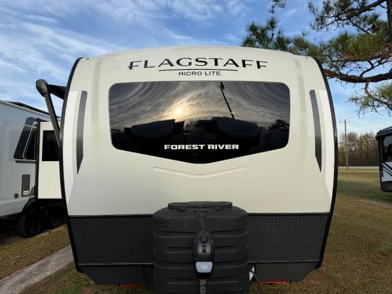 2026 Forest River 2026 Forest River Flagstaff Micro Lite - thumbnail 4