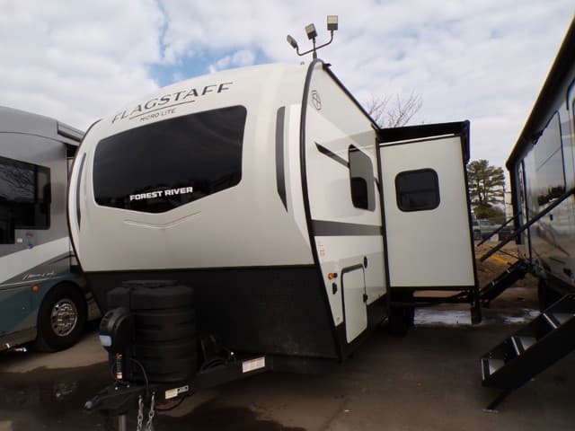 2026 Flagstaff 2026 Flagstaff Micro Lite - thumbnail 3