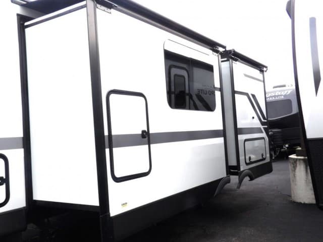 2026 Flagstaff 2026 Flagstaff Micro Lite - thumbnail 3