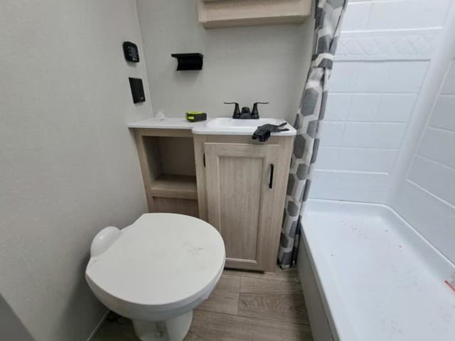 2026 Coachmen 2026 Coachmen Catalina Legacy Edition - thumbnail 11