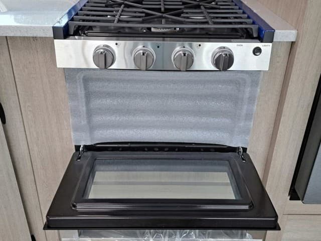 2026 Coachmen 2026 Coachmen Catalina Legacy Edition - thumbnail 23