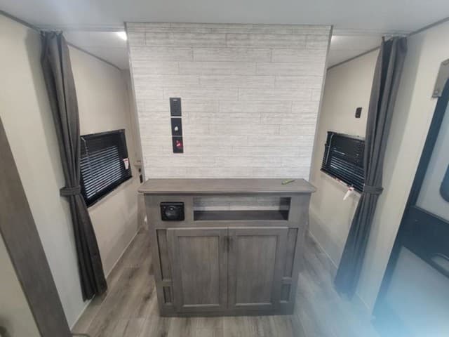 2026 Coachmen 2026 Coachmen Catalina Summit Series 8 - thumbnail 16