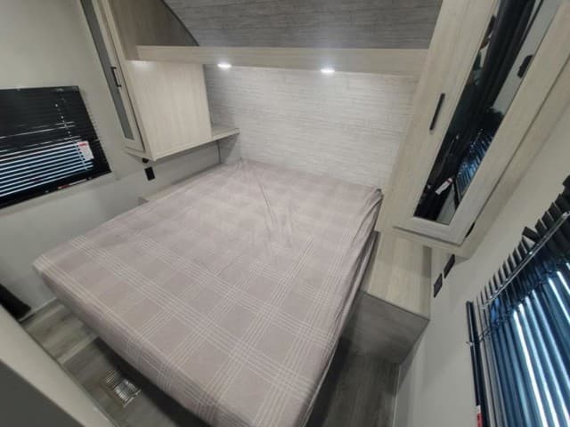 2026 Coachmen 2026 Coachmen Catalina Summit Series 8 - thumbnail 21