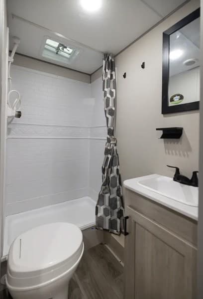 2026 Coachmen 2026 Coachmen Catalina Summit Series 8 - thumbnail 29