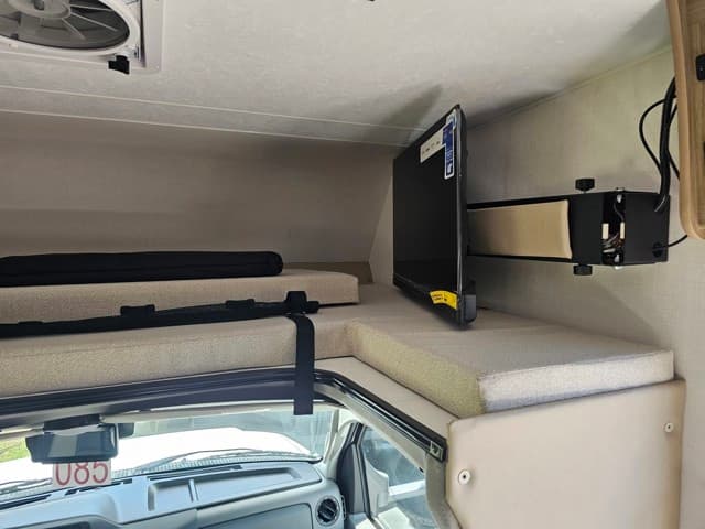 2026 Coachmen 2026 Coachmen Freelander - thumbnail 13