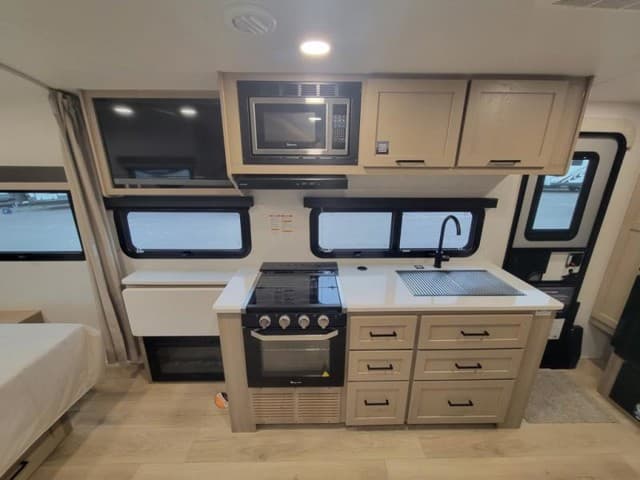 2026 Flagstaff 2026 Flagstaff Micro Lite - thumbnail 9