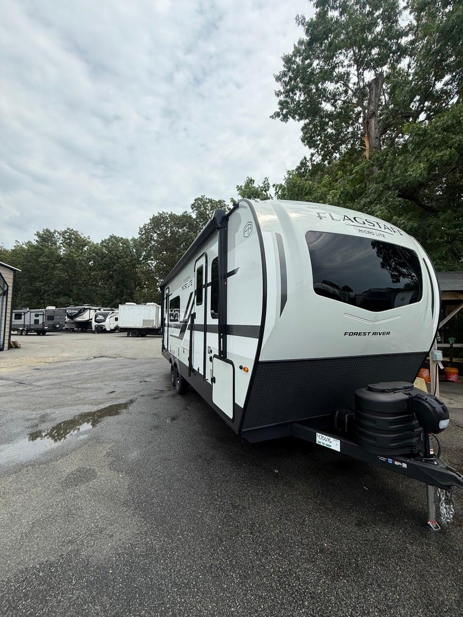 2027 Flagstaff Micro Lite 25SRK
