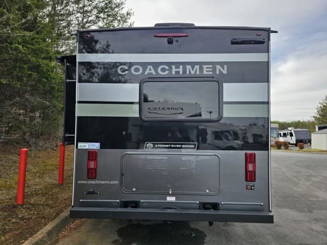2026 Coachmen 2026 Coachmen Freelander - thumbnail 6