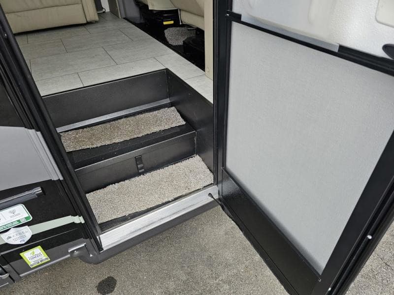 2026 Coachmen 2026 Coachmen Freelander - thumbnail 12