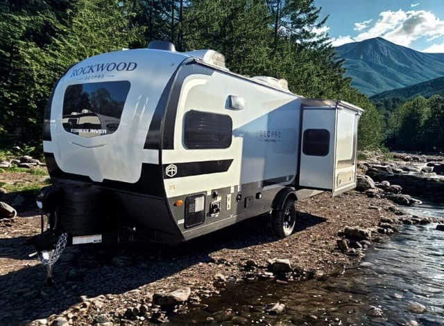 2026 Forest River 2026 Forest River Rockwood Geo Pro - thumbnail 4