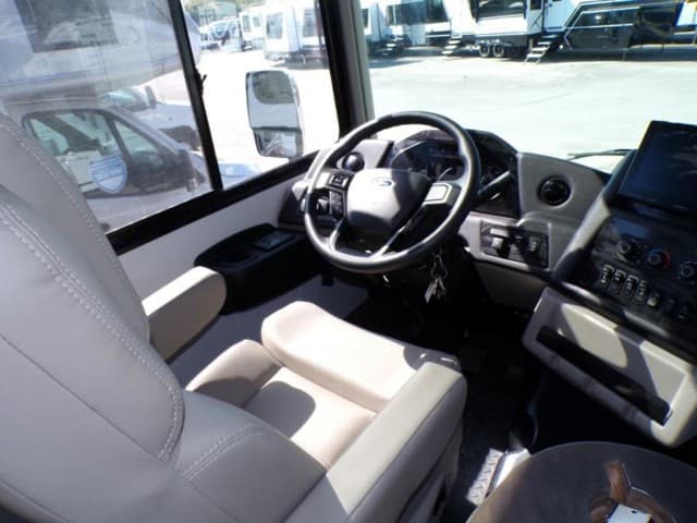 2026 Forest River 2026 Forest River Georgetown 7 Series GT7 - thumbnail 25