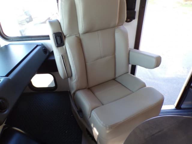 2026 Forest River 2026 Forest River Georgetown 7 Series GT7 - thumbnail 31