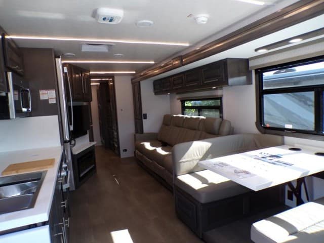 2026 Forest River 2026 Forest River Georgetown 7 Series GT7 - thumbnail 37