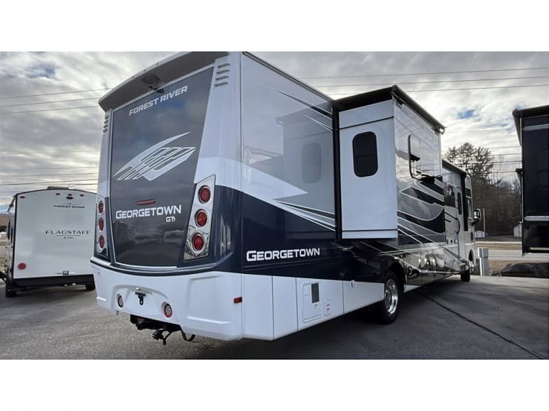 2026 Forest River 2026 Forest River Georgetown 7 Series GT7 - thumbnail 4