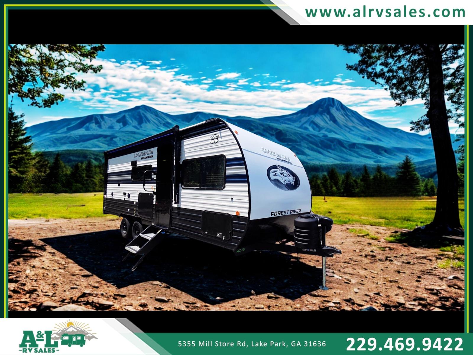2027 Cherokee Grey Wolf 21AB