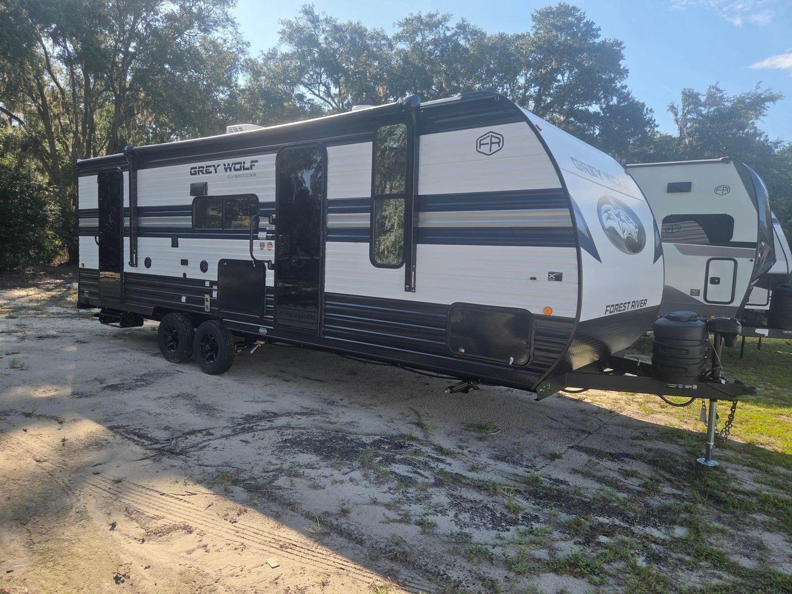 2027 Cherokee Grey Wolf 23DBH