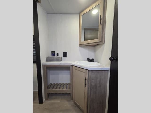 2026 Forest River 2026 Forest River Cherokee Grey Wolf - thumbnail 19