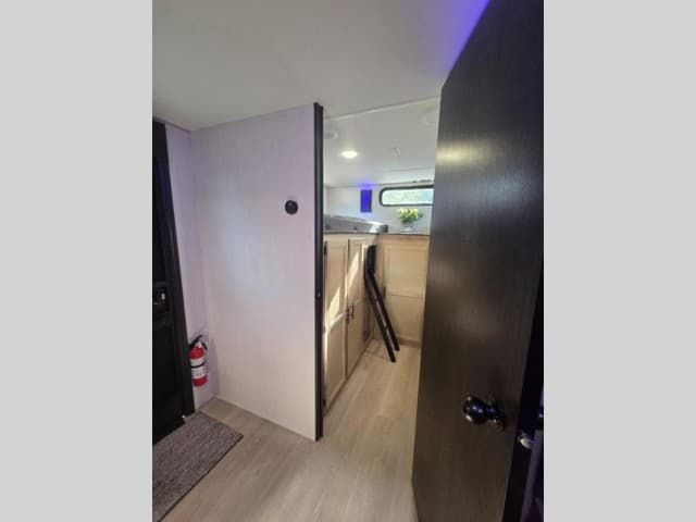 2026 Forest River 2026 Forest River Cherokee Grey Wolf - thumbnail 11