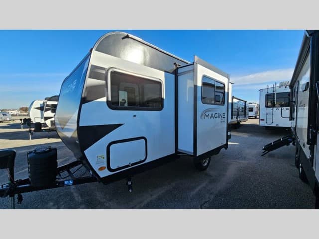 2025 Grand Design 2025 Grand Design Imagine AIM - thumbnail 7