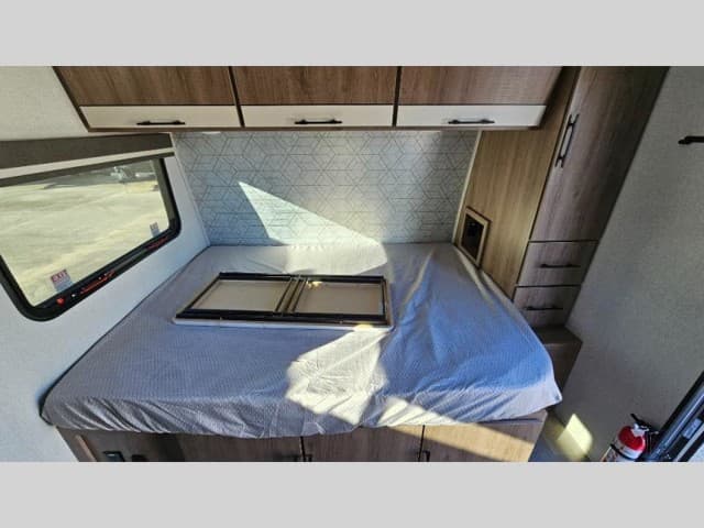 2025 Grand Design 2025 Grand Design Imagine AIM - thumbnail 19