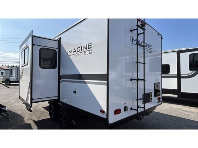 2026 Grand Design 2026 Grand Design Imagine XLS - thumbnail 6