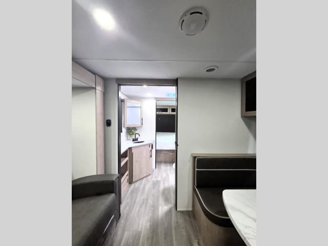 2026 Grand Design 2026 Grand Design Imagine XLS - thumbnail 10