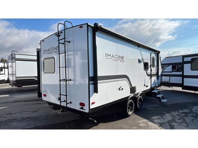 2026 Grand Design 2026 Grand Design Imagine XLS - thumbnail 3