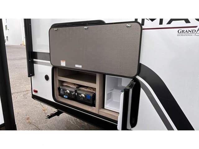 2026 Grand Design 2026 Grand Design Imagine XLS - thumbnail 9