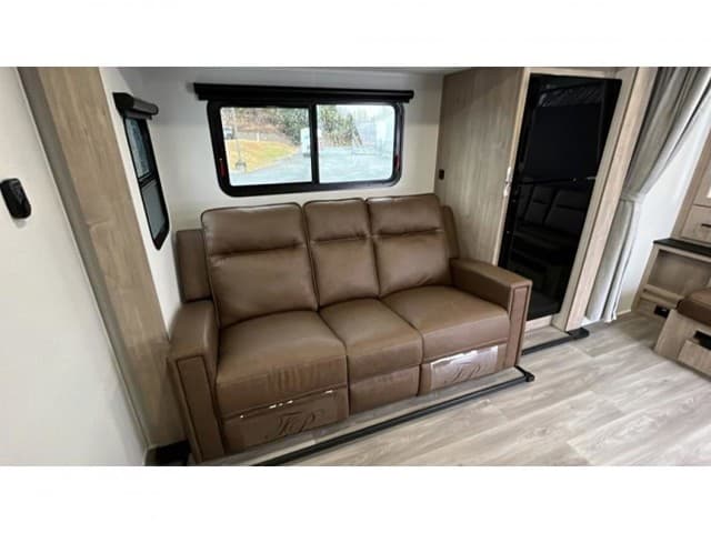 2026 Grand Design 2026 Grand Design Imagine XLS - thumbnail 16